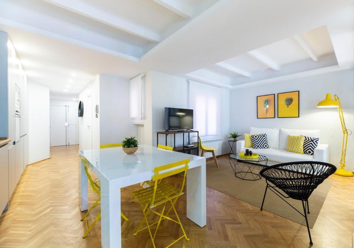 Apartamento Autentico Y Centrico Madrid Luaran gambar